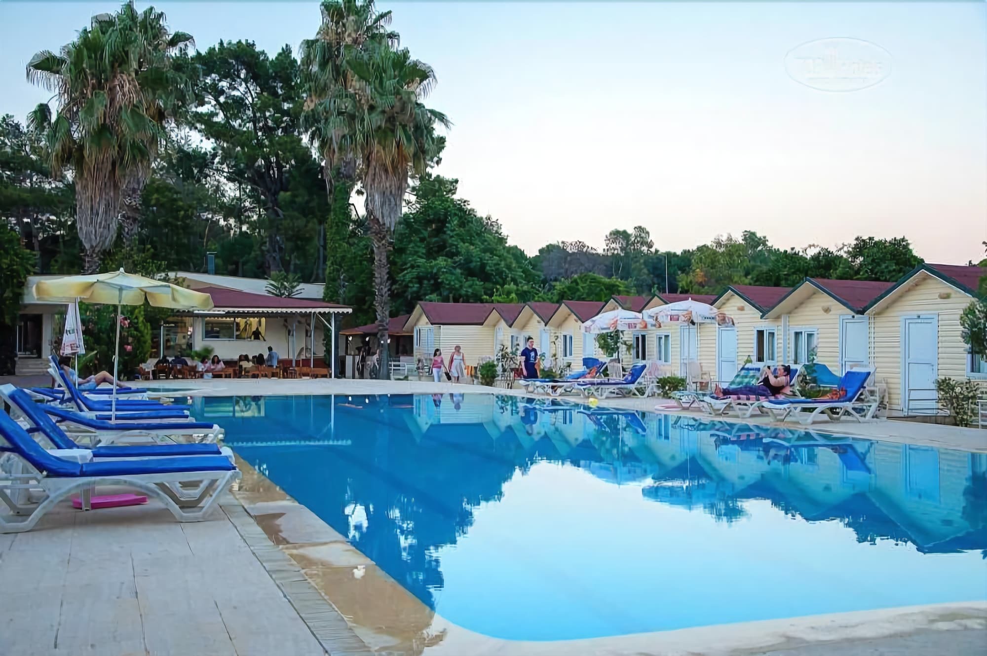 Imeros Hotel كمر المظهر الخارجي الصورة